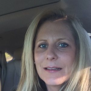 Meet your Posher, Ellen